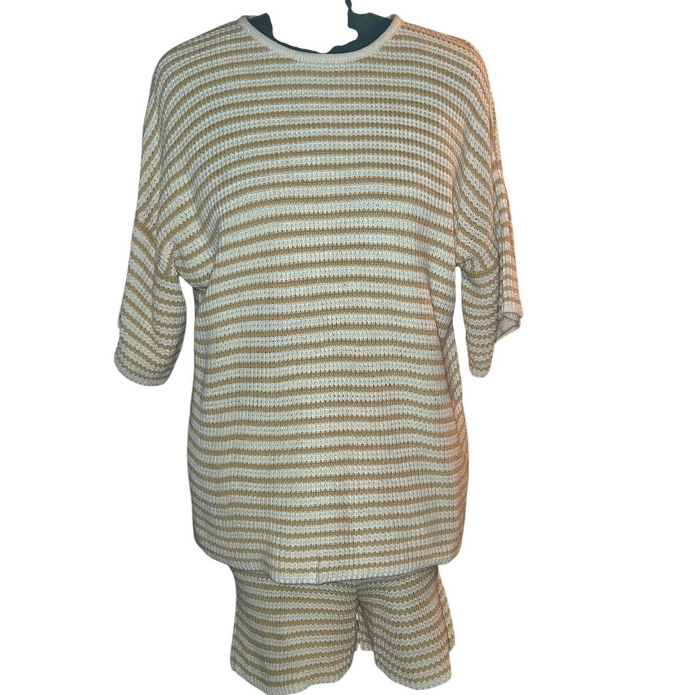 Sabo Beige Stripe Knit Two-Piece High Waisted Lounge Resort Vacation Short Set-S - Picture 2 of 8